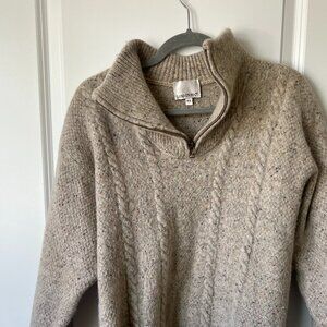 🧶 Beautiful & Cozy Wool Sweater – London Fog | Size M